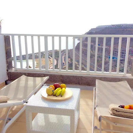 & Ocean Views アパート