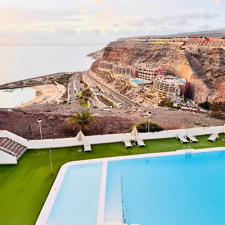 & Ocean Views * Amadores
