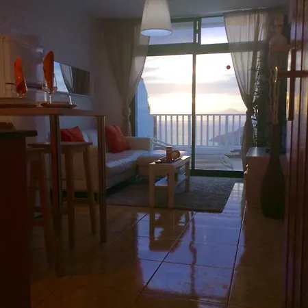 & Ocean Views 아마도레스
