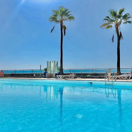 Apartment & Ocean Views Amadores